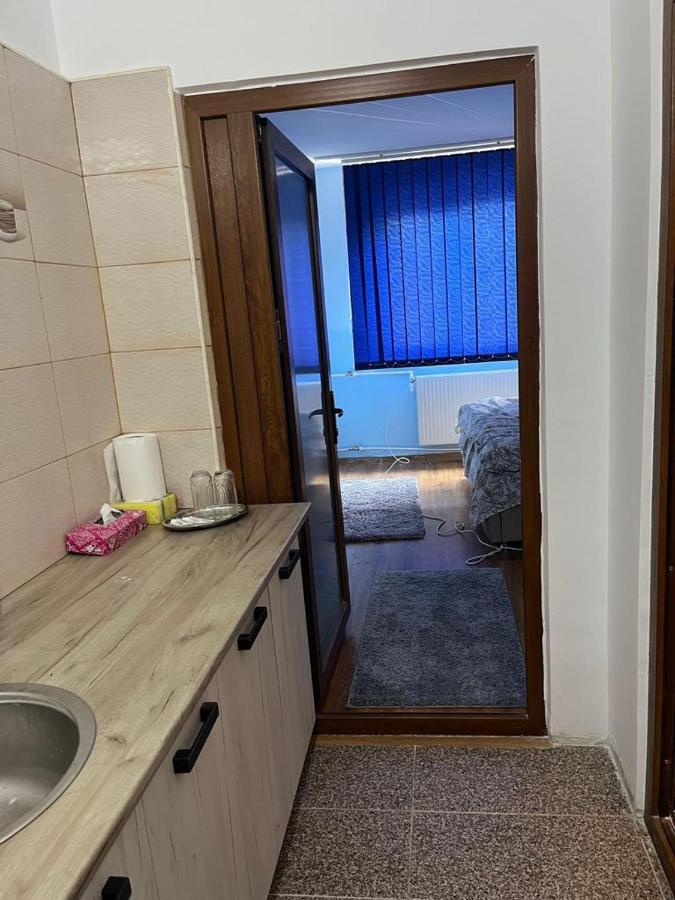 Mehtup Srl Apartment Pitesti Ngoại thất bức ảnh
