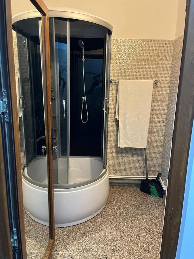 Mehtup Srl Apartment Pitesti Ngoại thất bức ảnh